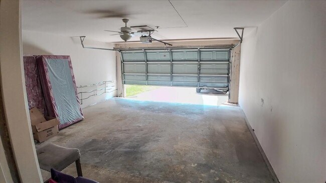 Building Photo - 5627 Postwood Green Ln