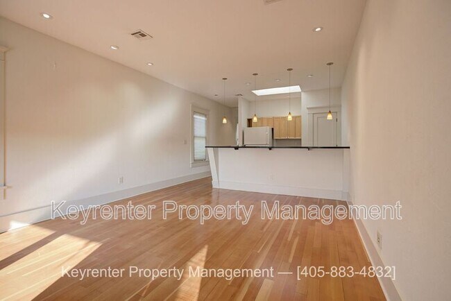 Building Photo - 812 NW 7th St