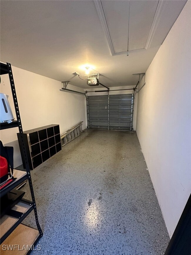 Building Photo - 4910 Cougar Ct N