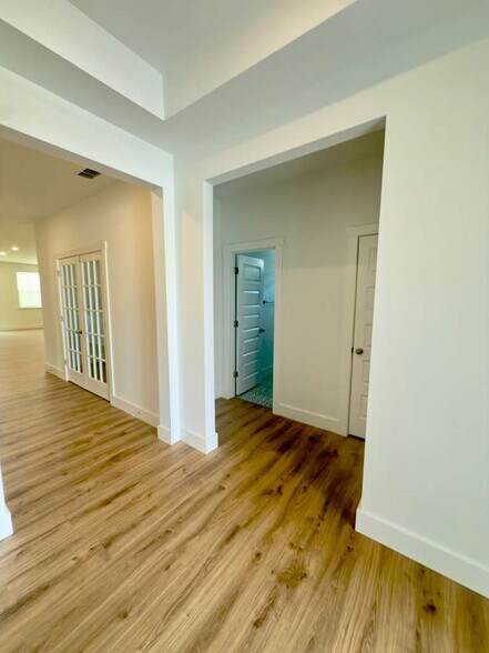 Building Photo - 25 Mainland Lakes Dr