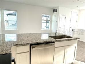 Building Photo - 6553 Treehouse Ln