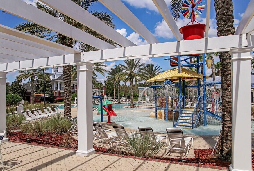 Splash Park - 575 Oakleaf Plantation Pkwy