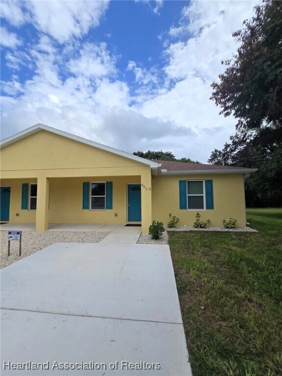 Primary Photo - 601 S Lotela Ave