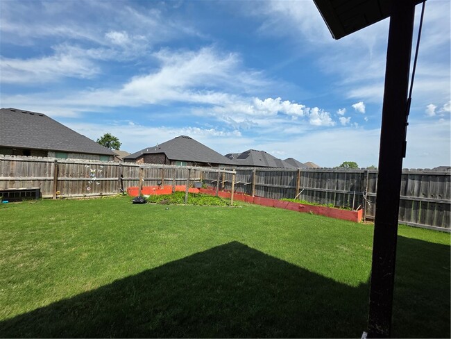 Building Photo - 751 Bob Glen Cir