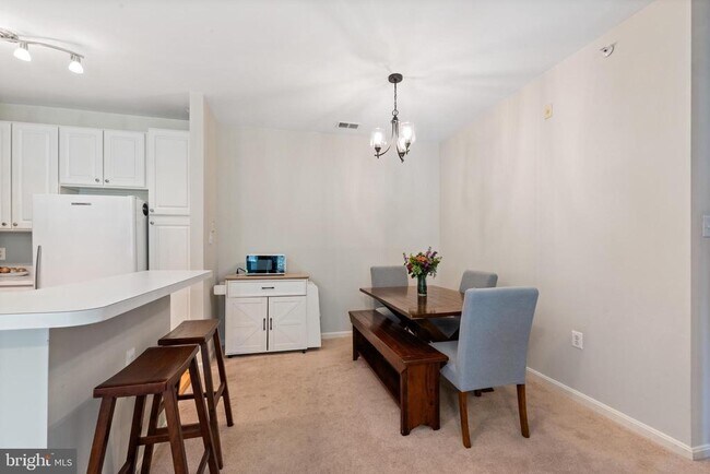 Building Photo - 12016 Amber Ridge Cir