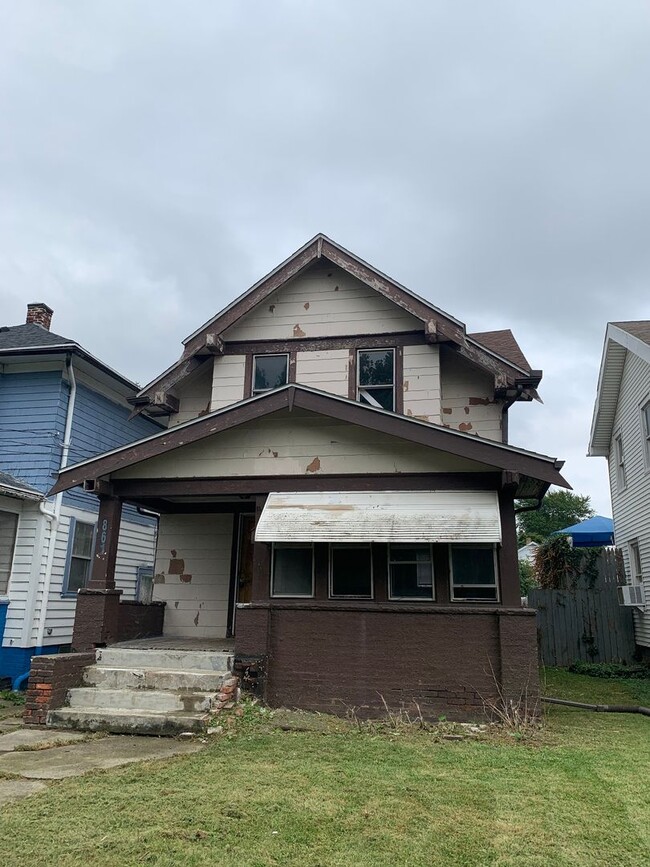 Primary Photo - 3 Bedroom House - East Toledo Neighborhood