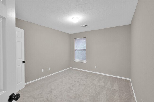 Building Photo - 147 Anise Tree Pl