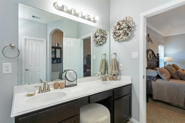 Building Photo - 3056 Winterberry Ln