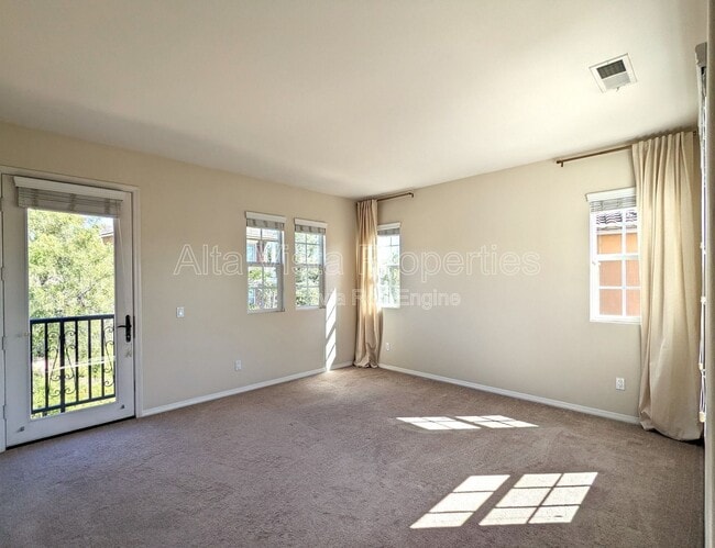 Building Photo - 8421 Kern Crescent