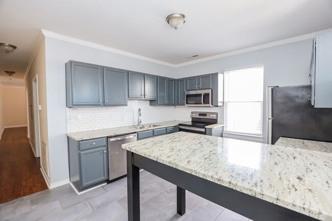 Building Photo - 2-Bed, 1-Bath Unit Minutes from Downtown Richmond!