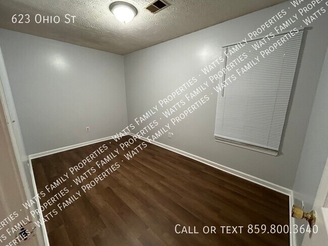 Building Photo - 623 Ohio St