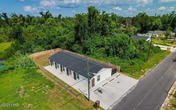 Building Photo - 143 Claire Ave