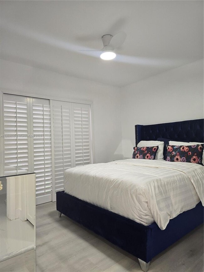 Building Photo - 6010 S Falls Cir Dr