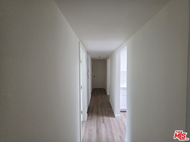Building Photo - 2908 141st Pl