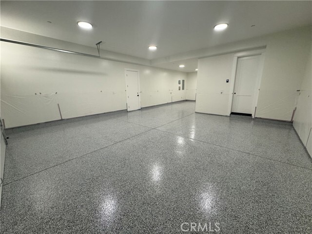 Building Photo - 3312 Kenilworth Dr