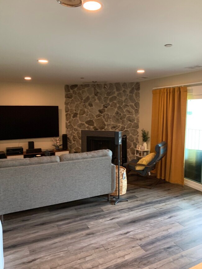 Building Photo - 2013 Ammer Ridge Ct