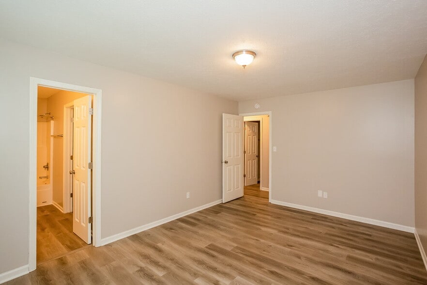 Building Photo - 1333 Cypress Dr