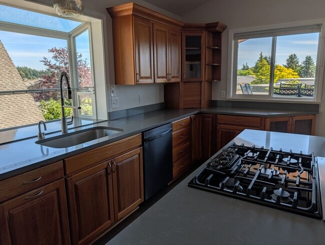 Building Photo - 200 Swinomish Dr
