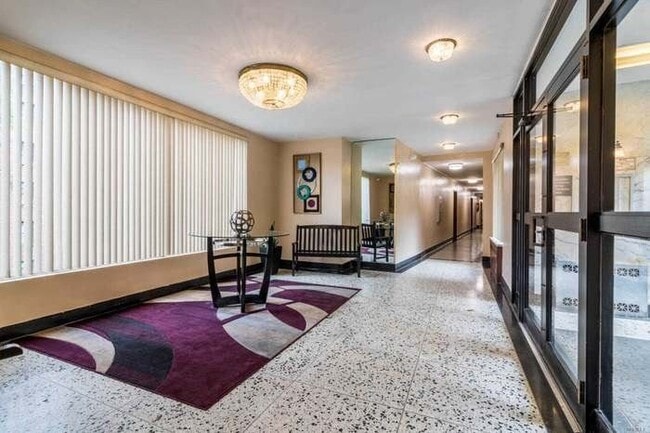 Lobby - 14105 Pershing Cres