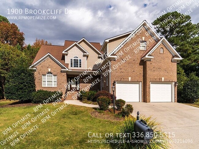 Building Photo - 1900 Brookcliff Dr