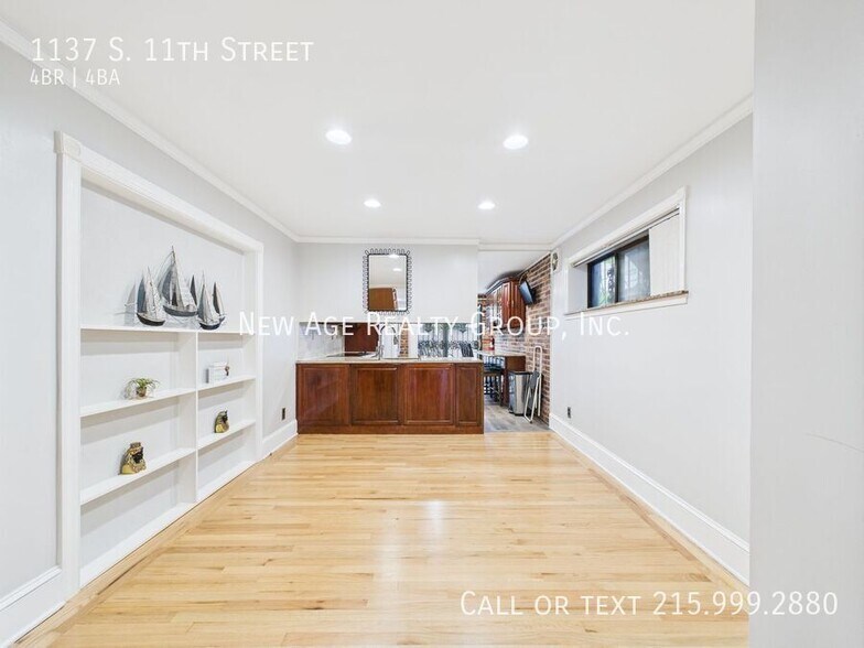 Building Photo - 1137 S 11th St