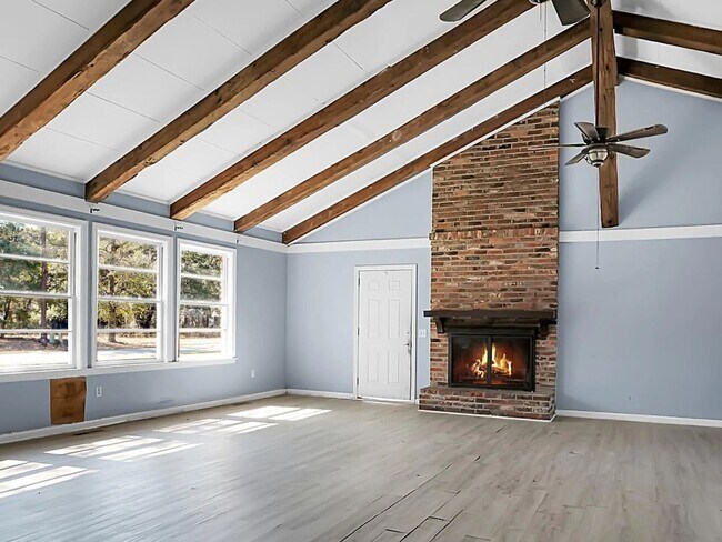 Building Photo - 407 Hayne St