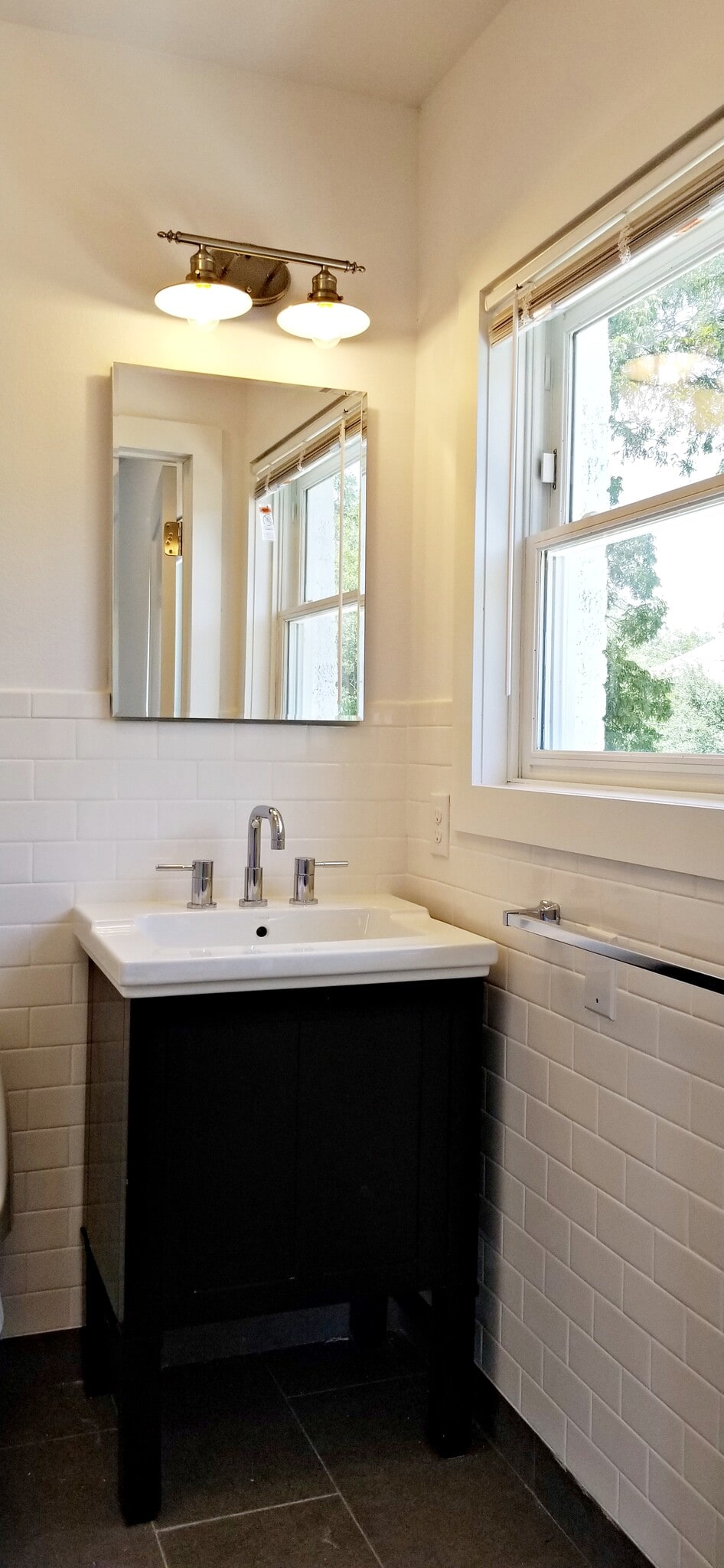 Building Photo - 4300 Junius St