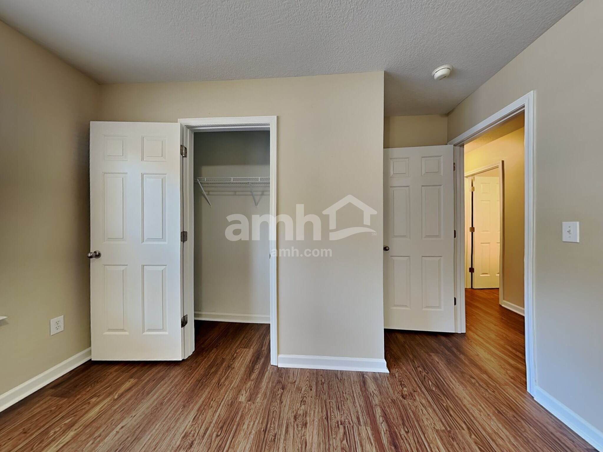 Building Photo - 122 Duraleigh Rd