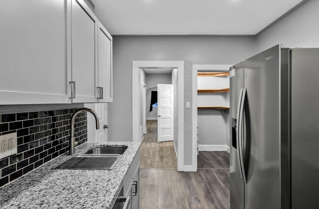 Building Photo - 1911 S 14th St