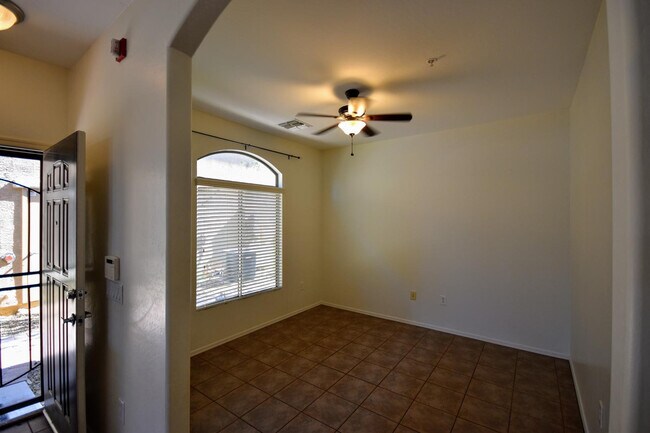 Building Photo - 2024 S Baldwin