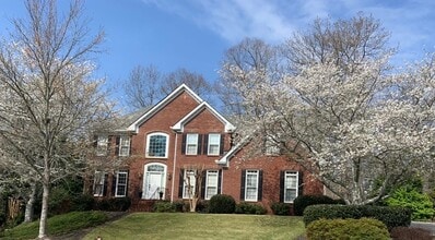 Building Photo - 365 Fairleaf Ct