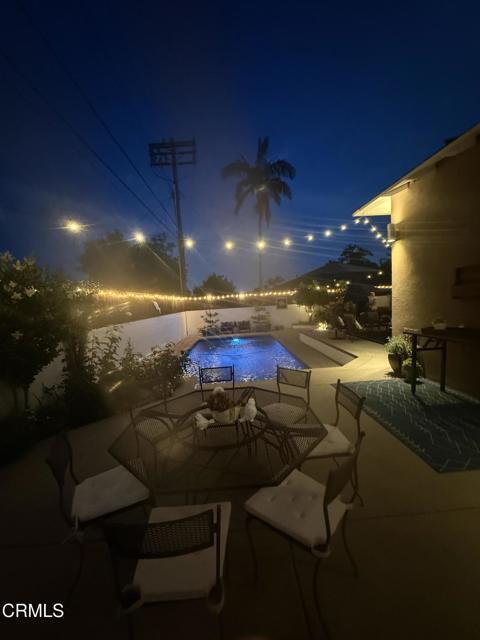 Building Photo - 2030 N Altadena Dr