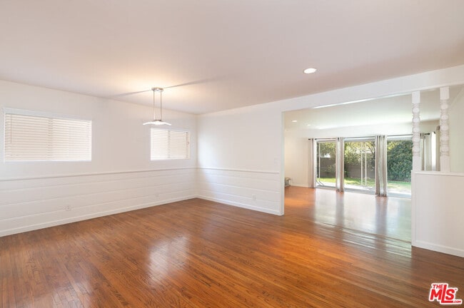 Building Photo - 12800 Stanwood Dr