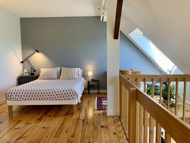Building Photo - Mint Real Estate Group Admin