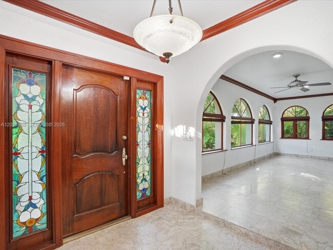 Building Photo - 1137 Asturia Ave