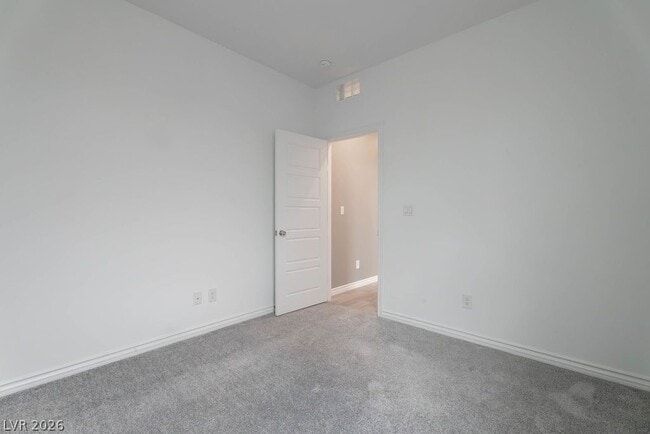 Building Photo - 8243 Vino Merlot Ave
