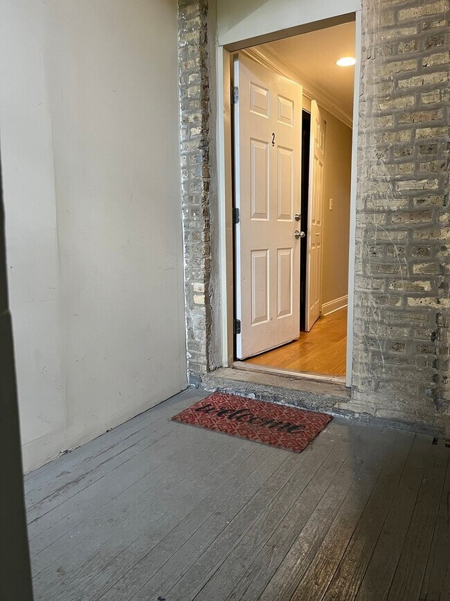 Building Photo - 5033 N Springfield Ave