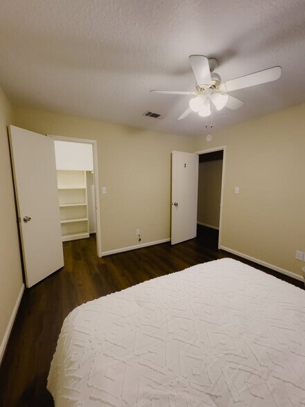 Building Photo - 6235 Havendale Dr