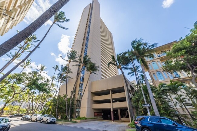 Building Photo - AVAILABLE NOW |  2 Bedroom, 1 Bathroom Apartment | Located at Ala Wai Plaza | 1 Assigned/Covered ...