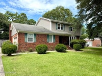 Building Photo - 217 Devonshire Ln