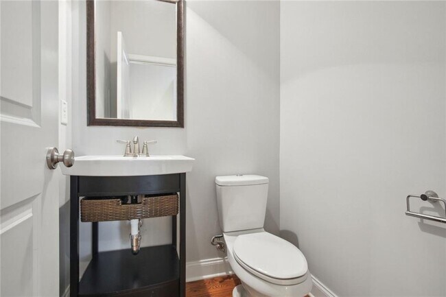 Building Photo - 2667 Almshouse Ln