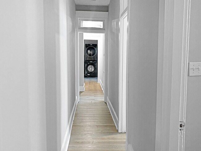 Building Photo - 3425 Carolina Ave