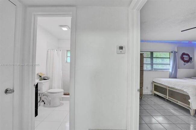 Building Photo - 3530 NW 43rd Ave