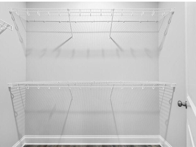 Building Photo - 7034 Shelton Ln