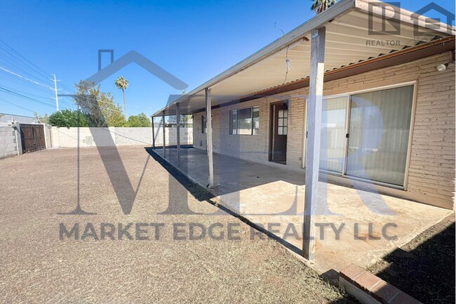 Building Photo - 5Bed/2Bath Home at Southern/Mill Ave! $399...