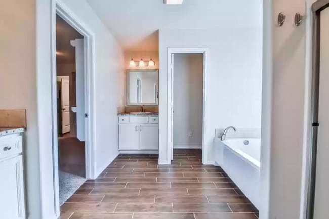 Building Photo - Upland Heights 3 Bedroom 2 bathroom Home!