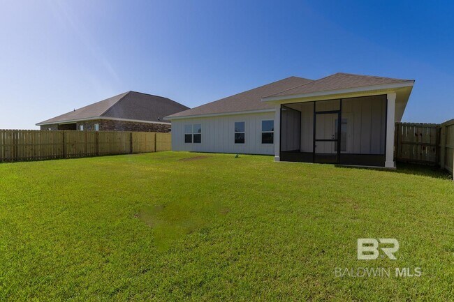 Building Photo - 501 Huller Ave