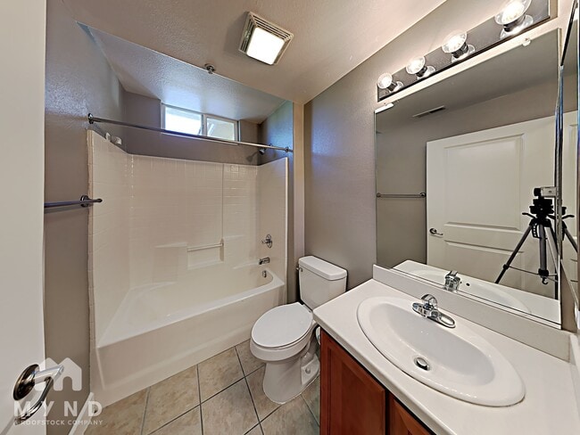 Building Photo - 1501 Secret Ravine Pkwy