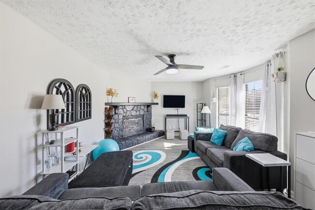 Building Photo - 3682 Stephanie Ct