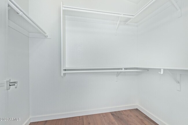 Building Photo - 4354 E Campo Bello Dr
